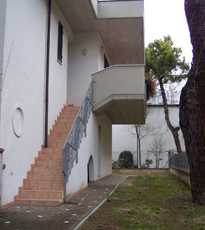 2.giardino-posto auto