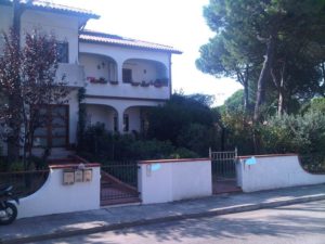 AMPIO APPARTAMENTO AL PIANO TERRA TRA CERVIA E MILANO MARITTIMA