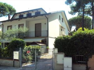 Appartamento in Villa Giardino Privato Milano Marittima