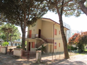 Affitto Trilocale Ristrutturato con Giardino