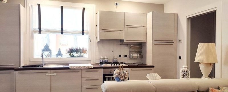 TRILOCALE CON TERRAZZO MILANO MARITTIMA