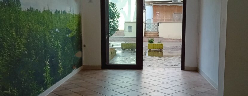 VENDITA LOCALE COMMERCIALE MILANO MARITTIMA