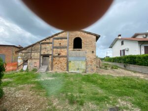 Terreno edificabile con rudere centro Piangipane