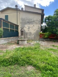 Terreno edificabile con rudere centro Piangipane