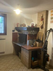 Vendesi Bifamiliare ZONA vicoli