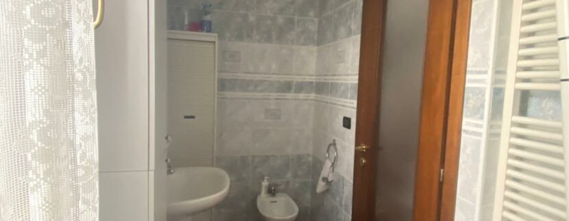 Vendesi Bifamiliare ZONA vicoli