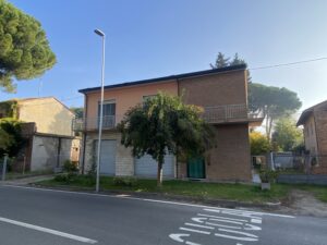Casa Indipendente Ampie Dimensioni