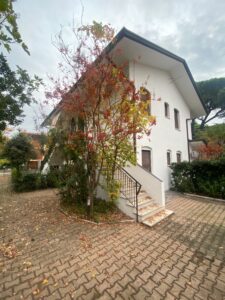 Affitto Estivo Villetta con Ampio Giardino