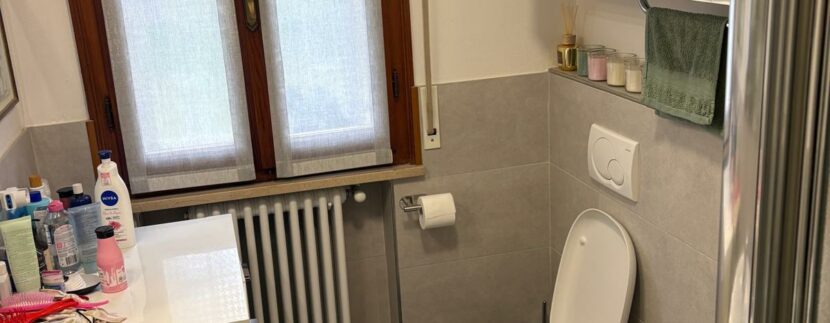TRILOCALE CON CORTE ESCLUSIVA E POSTO AUTO
