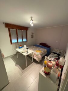 TRILOCALE CON CORTE ESCLUSIVA E POSTO AUTO